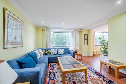 Porchester Gate, Bayswater, London, W2 3 bed flat for sale