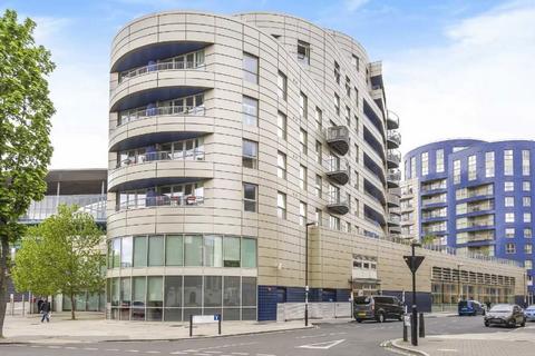 Queensland Road, London N7 1 bed flat for sale