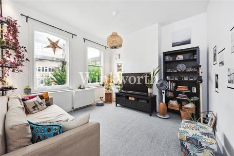 Pembury Road, London, N17 1 bed apartment for sale