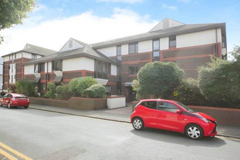 Napier Court West, Southend On Sea 1 bed flat for sale