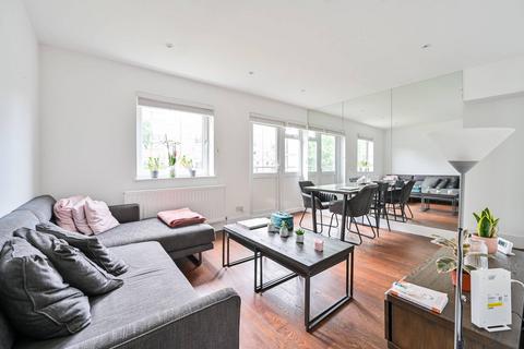 St Saviours Estate, Bermondsey... 2 bed flat for sale
