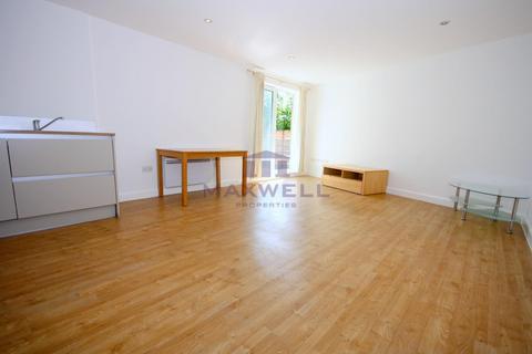 Hereford Road, London E3 1 bed flat for sale
