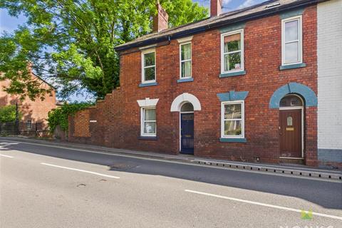 Coleham Head, Shrewsbury 2 bed terraced house for sale