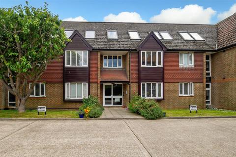 Worthing Road, Littlehampton BN17 1 bed apartment for sale