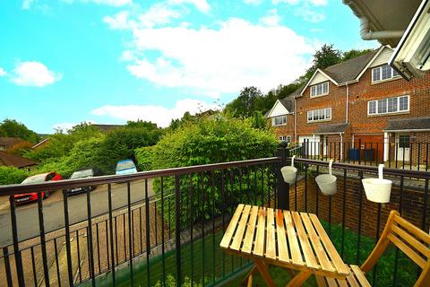 The Sidings, High Wycombe... 2 bed apartment for sale
