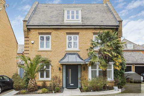 Marwood Drive, London 4 bed detached house for sale