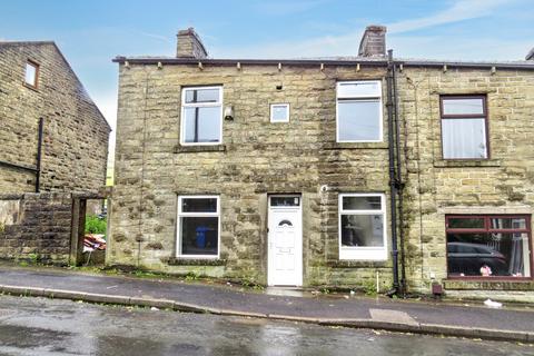 Cutler Lane, Bacup 2 bed terraced house for sale