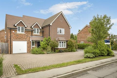 Dene Close, Playhatch, Reading 4 bed detached house for sale