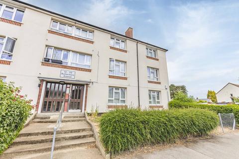 Buttermere Avenue, Burnham SL1 2 bed flat for sale