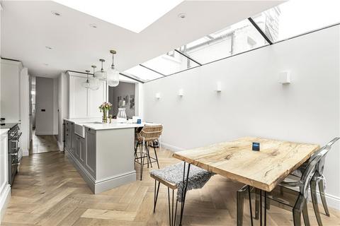 Beechcroft Road, London, SW17 4 bed terraced house for sale