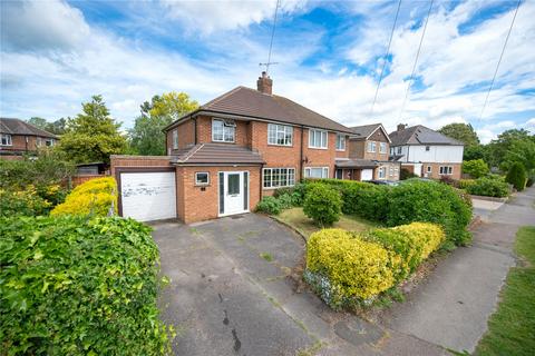 Stanmount Road, St. Albans... 3 bed semi