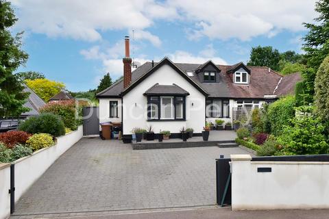 Dixons Hill Close, Welham Green North... 4 bed semi