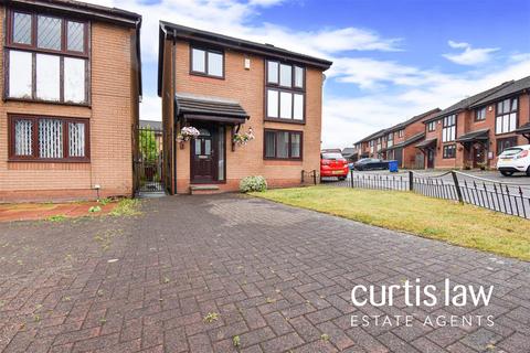 New Wellington Gardens, Blackburn 3 bed detached house for sale