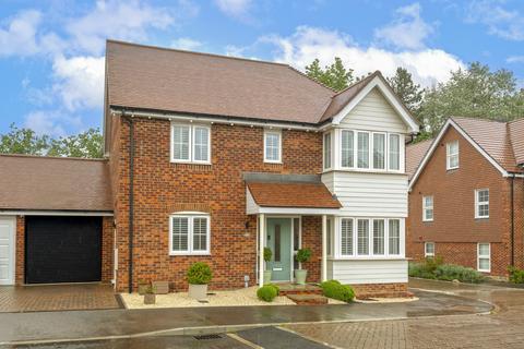 Silver Birch Road, Headcorn, Ashford... 3 bed detached house for sale