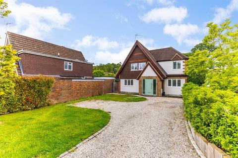 Lower Village Road, Ascot 4 bed detached house for sale