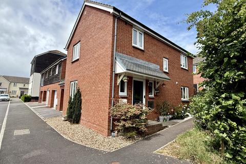 River Close, Kingsteignton, Newton Abbot 3 bed link detached house for sale