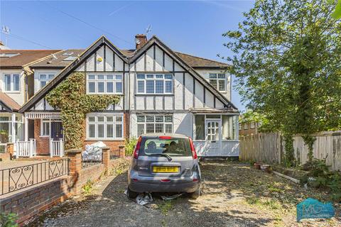 Arundel Gardens, London, N21 3 bed semi