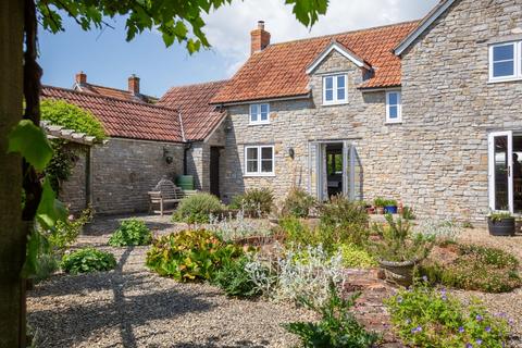 Stocks Lane, North Wootton 4 bed detached house for sale