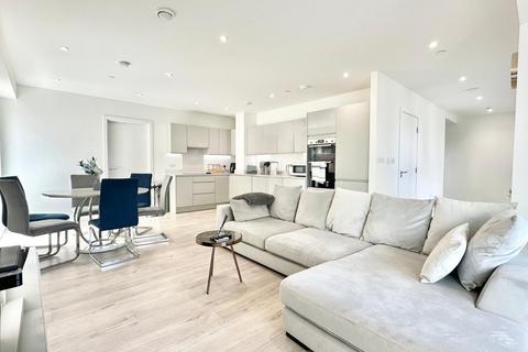 Tyburn Gardens, Peto Street North... 3 bed apartment for sale