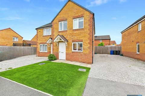 Thorncliffe Drive, Stainforth... 3 bed semi