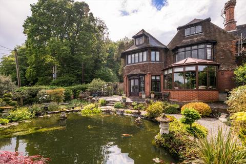 Spring Lane, Burwash, Etchingham... 4 bed link detached house for sale