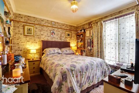Waterlow Road, Maidstone 4 bed terraced house for sale