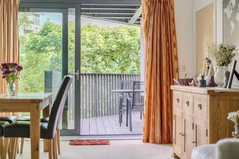 Maidenhead,  Berkshire,  SL6 2 bed flat for sale