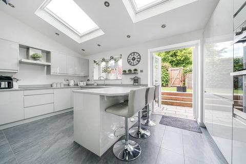 Invicta Close, Chislehurst, BR7 4 bed terraced house for sale