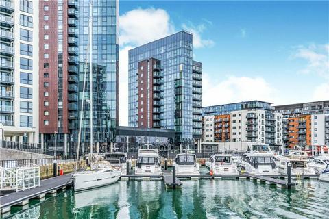 Ocean Village, Southampton 3 bed apartment for sale