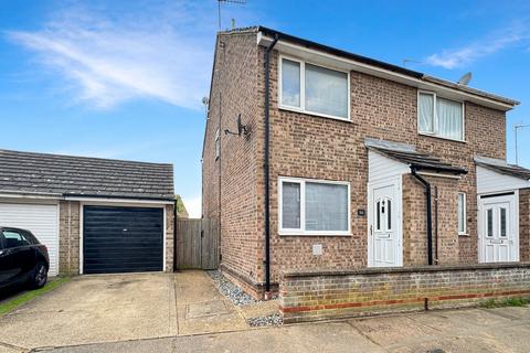 Richard Avenue, Wivenhoe, Colchester... 2 bed semi