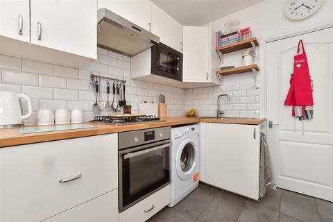 Wickham Road, Shirley, Croydon, Surrey 2 bed duplex for sale