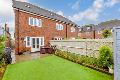 Kings Close, Yapton, Arundel, West... 3 bed townhouse for sale