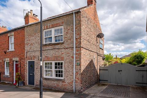 York Street, Dunnington, York YO19 5ST 2 bed end of terrace house for sale