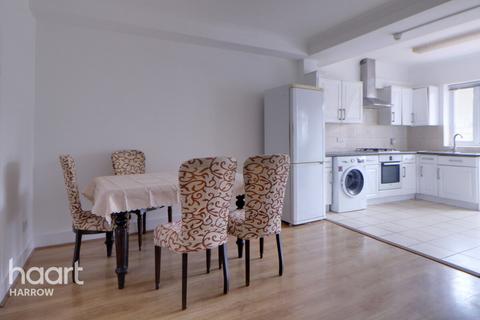 5 bedroom semi-detached house for sale