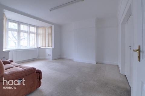 5 bedroom semi-detached house for sale