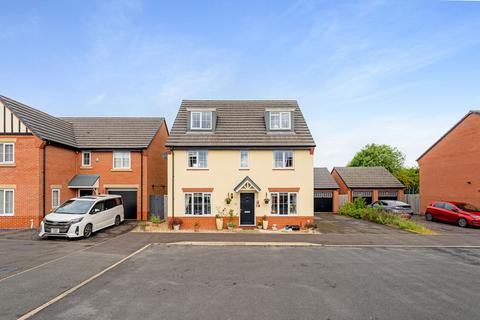 Northumberland Road, Widnes WA8 5 bed house for sale