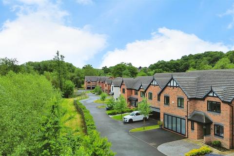 Forge Wood Close, Congleton 5 bed detached house for sale