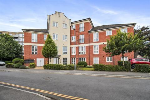 Cambrian Way, Worthing 2 bed flat for sale