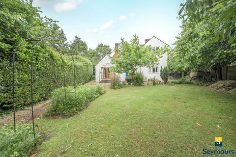 Lower Edgeborough Road, Surrey GU1 1 bed flat for sale