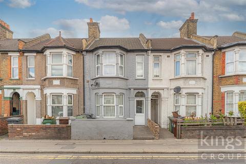 Blackhorse Lane, London 1 bed flat for sale