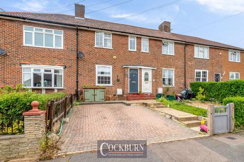Prestbury Square, London, SE9 3 bed terraced house for sale