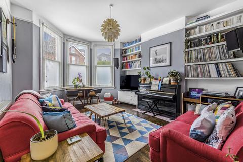 Therapia Road,  London, SE22 2 bed flat for sale