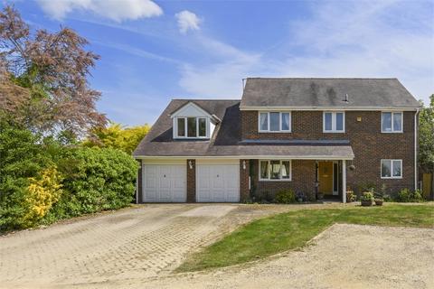 Rumptons Paddock, Grendon Underwood... 5 bed detached house for sale