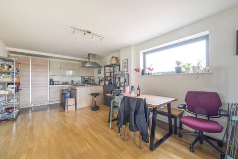 Chi Building, Crowder Street... 2 bed flat for sale