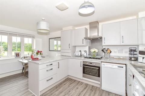 Bloxham Avenue, Paddock Wood... 1 bed flat for sale