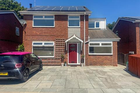 Avon Way, Worksop S81 4 bed detached house for sale