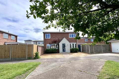 Herons Close, Ely, Cambridgeshire 3 bed detached house for sale