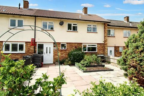 Green Close, Stevenage SG2 3 bed terraced house for sale