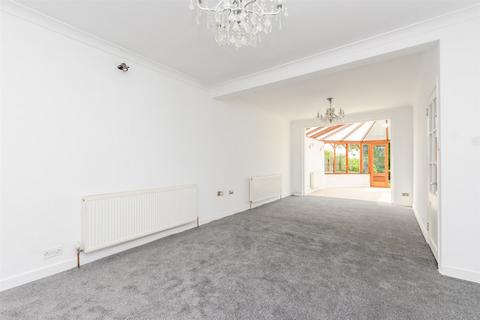 Brompton Farm Road, Strood... 3 bed semi