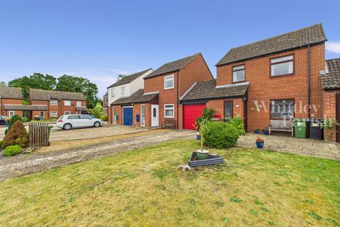 Beech Close, Scole 3 bed link detached house for sale